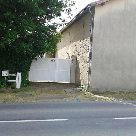 Les Croisettes Le Pin (Deux-Sevres) Exterior foto